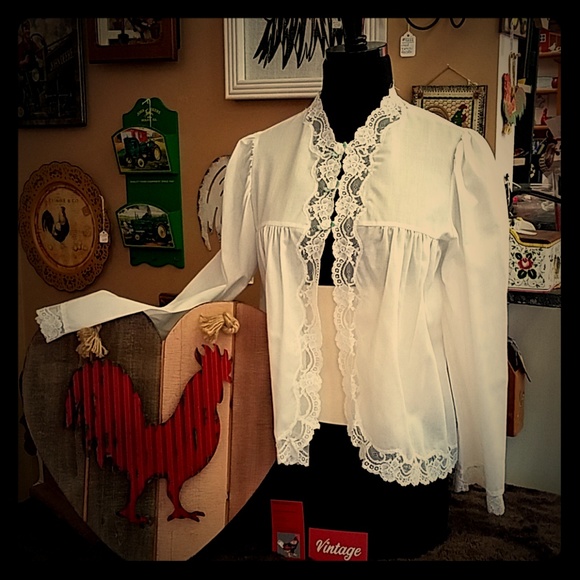 Willow Creek Other - 💥FINAL FIRM PRICE Willow Creek made in USA bed jacket